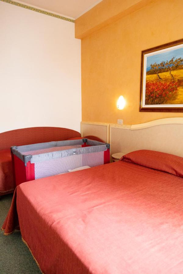 Hotel Igea Spiaggia Bellaria-Igea Marina Exterior photo